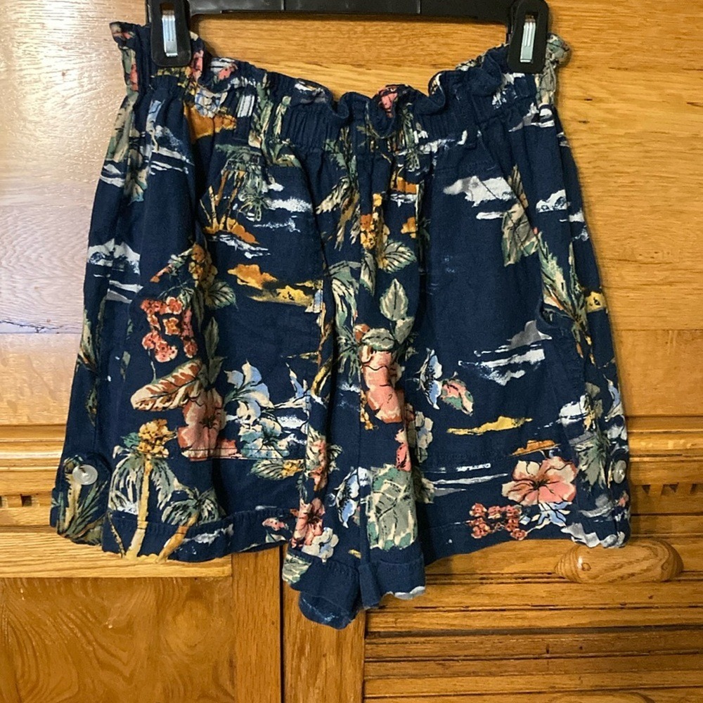 Tropical Hawaiian Print Paperbag Waist Shorts Navy Blue Floral Pockets